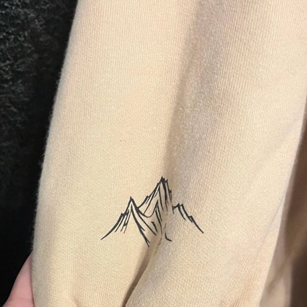 Levi’s Hoodie - Picture 4 of 6